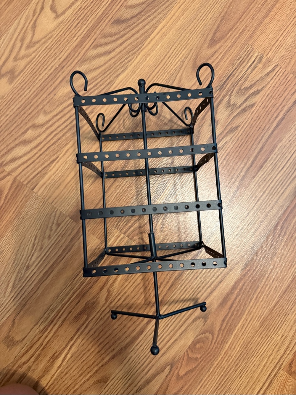Hand Crafted Black Rotating Metal Earring Holder
